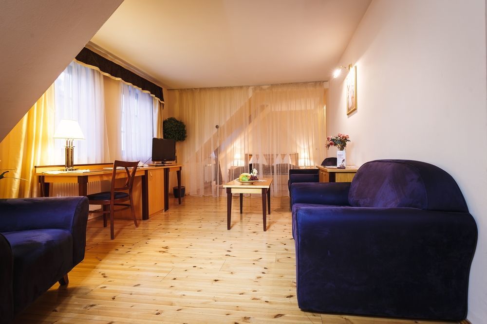 Hotel Maltezsky Kriz Karlovy Vary Luaran gambar